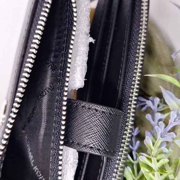 MICHAEL KORS WRISTLETš„° - Picture 11 of 11